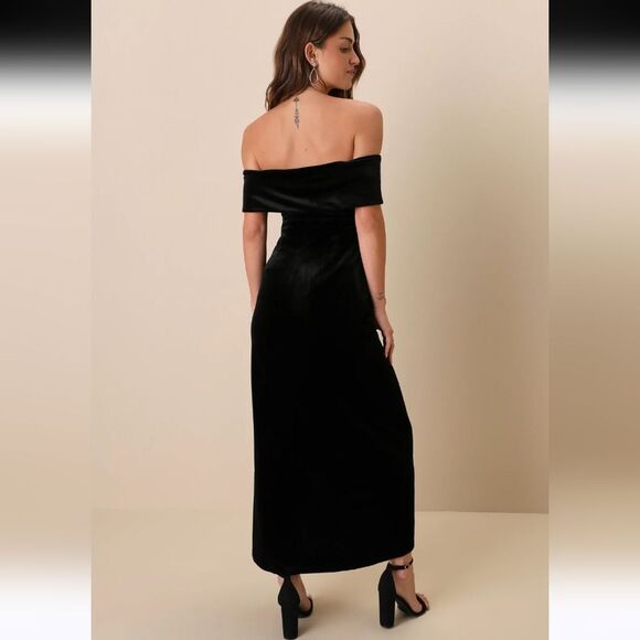 NWT Lulu's I'm Enchanted Black Velvet Off-the-Shoulder Maxi Dress Size XL - Picture 4 of 14
